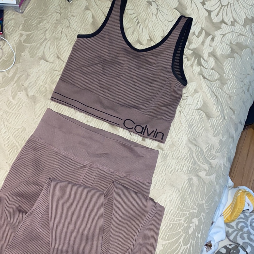Calvin Klein sportswear legging bra set